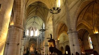 Eglise-Notre Dame -interieur1--- Credit-Boulissiere